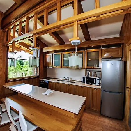 Golf Twin Villas Malina Chalet