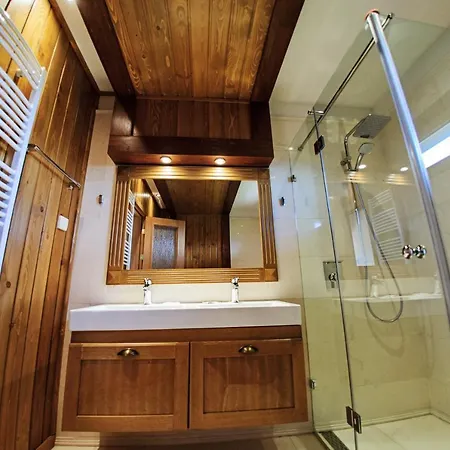 Golf Twin Villas Malina Chalet